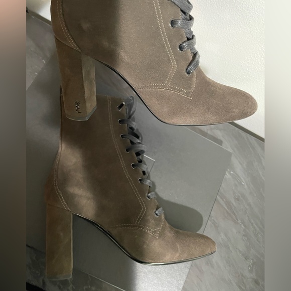 SAINT LAURENT
LouLou Suede Lace-Up Boots - Picture 9 of 12